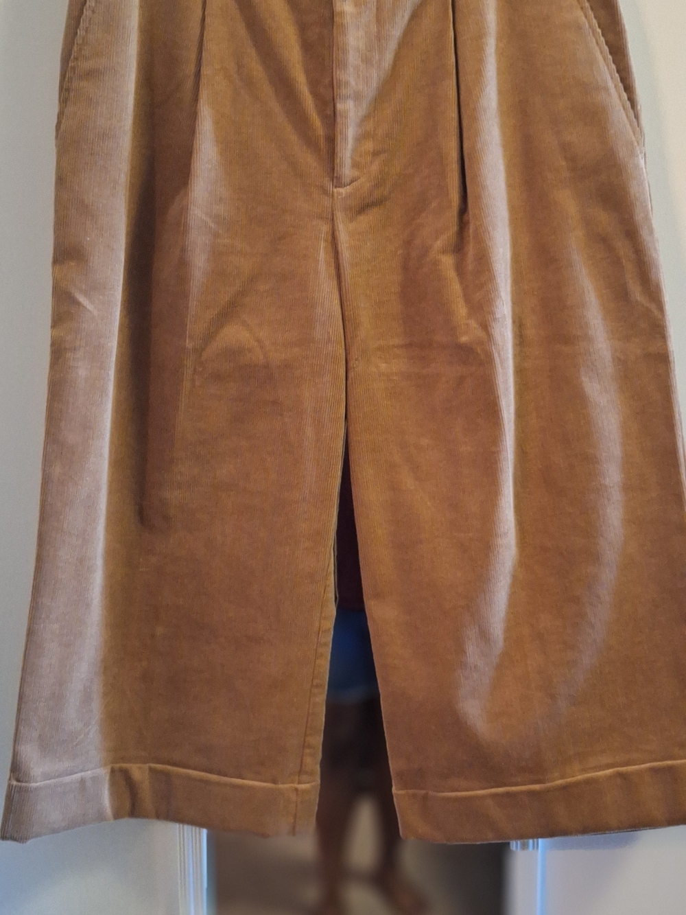 Ralph Lauren Womens Corduroy Pleated Pants in Light Brown